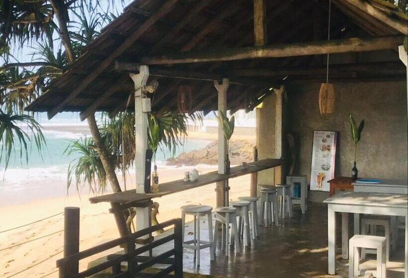 Sooriya Villa Talpe Bagian luar foto