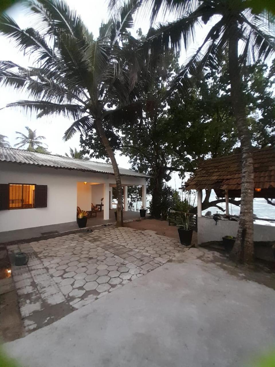 Sooriya Villa Talpe Bagian luar foto